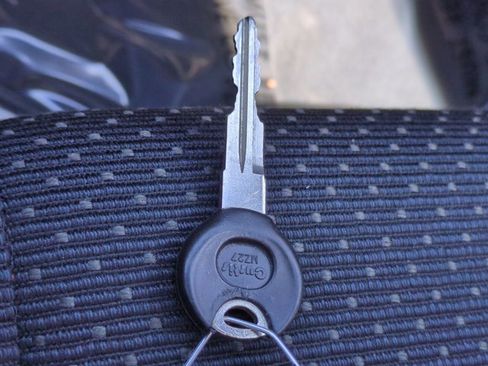 Used 1996 MAZDA MX-5 Miata Base image 23