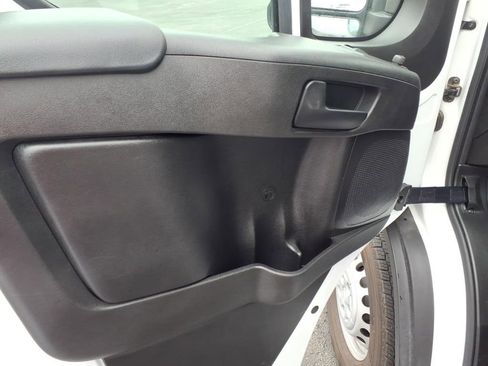 Used 2024 RAM ProMaster 3500 w/ Delivery Van Package FWD image 10