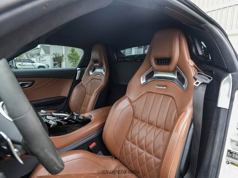 Used 2018 Mercedes-Benz AMG GT C image 27