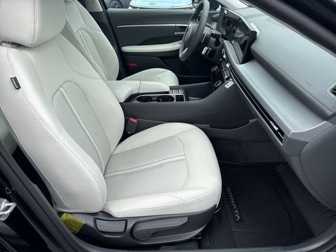 New 2026 Hyundai Sonata SEL FWD image 13