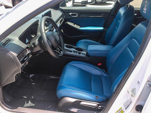 Used 2025 Honda Civic Sport image 18