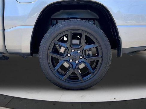 Certified 2023 RAM 1500 Laramie image 38