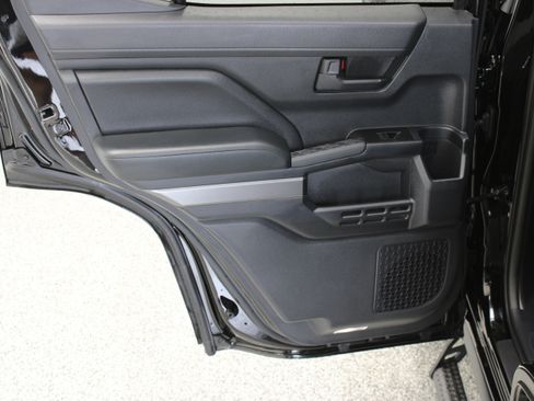 Used 2026 Toyota 4Runner SR5 AWD/4WD image 26