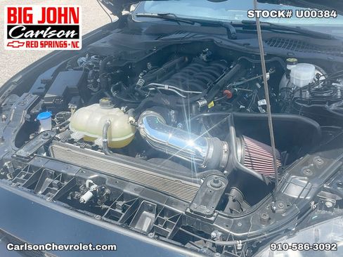Used 2022 Ford Mustang GT Premium w/ Black Accent Package RWD image 11