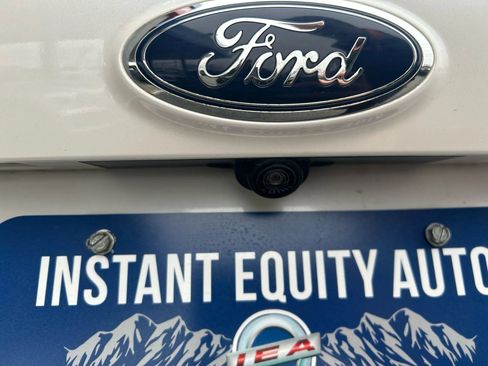 Used 2019 Ford Escape Titanium image 25