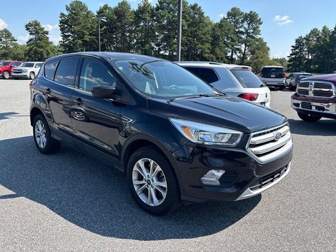 Used 2019 Ford Escape SE AWD/4WD image 9