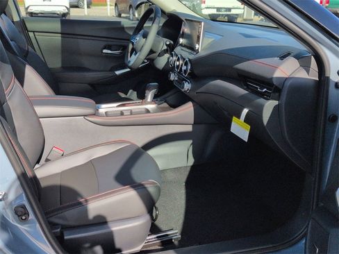 New 2025 Nissan Sentra SR w/ SR Premium Package image 21