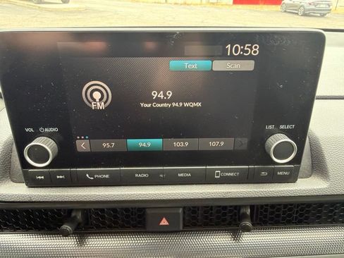 Used 2024 Honda CR-V EX image 17