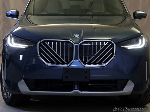 Certified 2025 BMW X3 xDrive30i image 6
