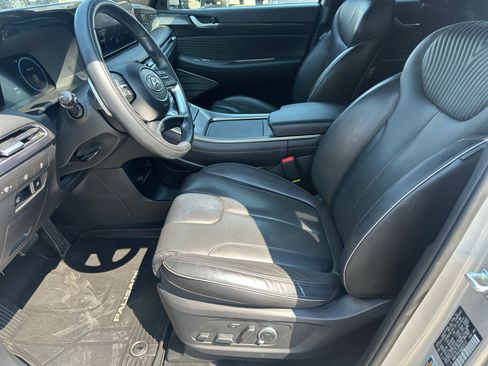 Used 2023 Hyundai Palisade Calligraphy w/ Winter Package AWD/4WD image 13