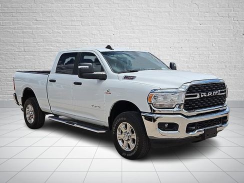 Used 2024 RAM 2500 Big Horn w/ Off Road Package AWD/4WD image 6