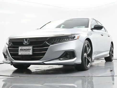 Used 2022 Honda Accord Sport image 43