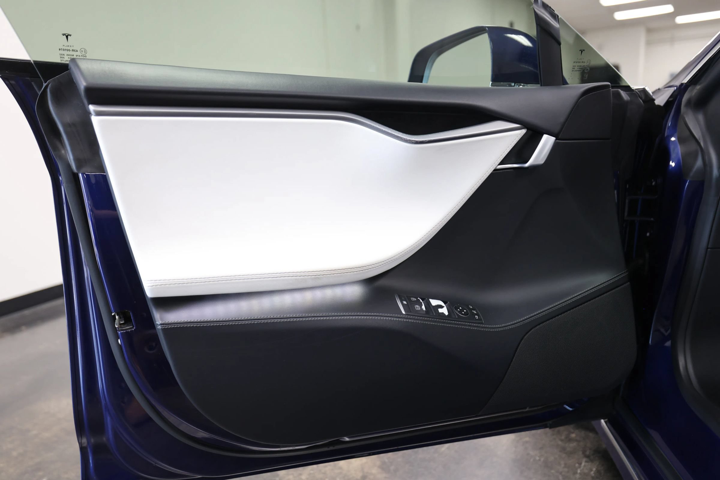 Used 2018 Tesla Model S P100D AWD/4WD image 23