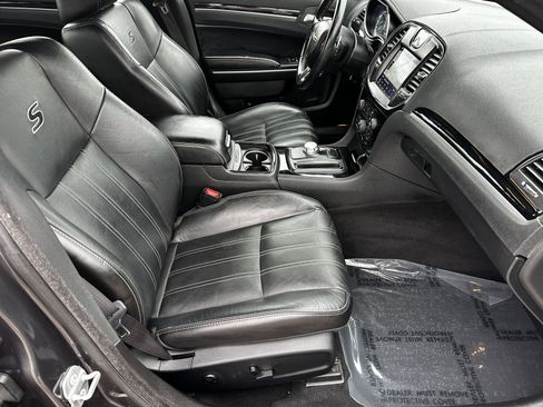 Used 2021 Chrysler 300 S image 13