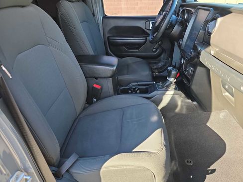 Certified 2021 Jeep Wrangler Unlimited Sport image 17