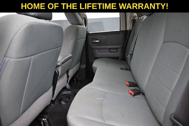 Used 2018 RAM 1500 Classic SLT AWD/4WD image 28