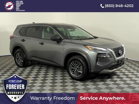 Used 2023 Nissan Rogue S FWD image 8