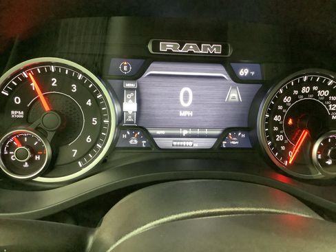 New 2026 RAM 1500 Big Horn AWD/4WD image 16