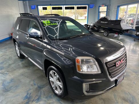Used 2017 GMC Terrain SLE image 10