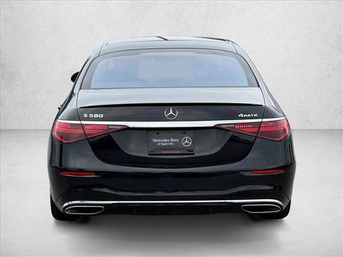 Used 2023 Mercedes-Benz S 580 4MATIC Sedan image 6