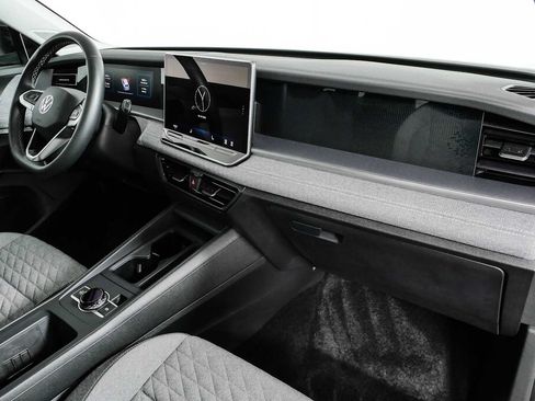 Certified 2025 Volkswagen Tiguan S AWD/4WD image 26