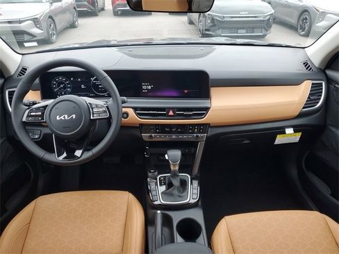 New 2026 Kia Seltos EX w/ EX Sunroof Package image 17