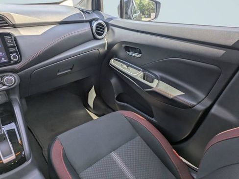 Used 2024 Nissan Versa SR FWD image 17