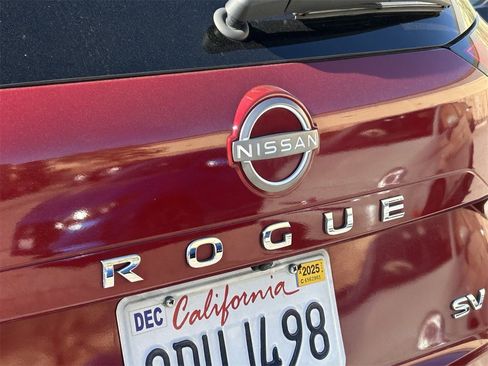 Certified 2023 Nissan Rogue SV image 5