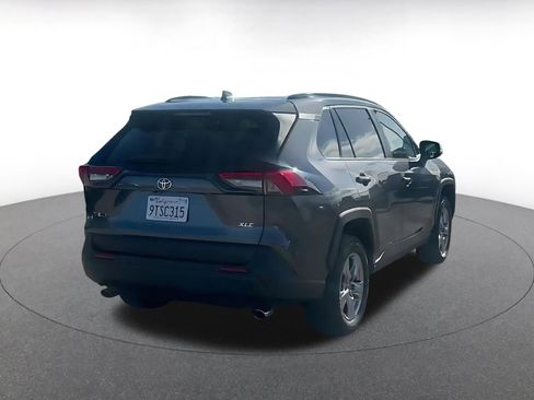 Used 2025 Toyota RAV4 XLE image 14