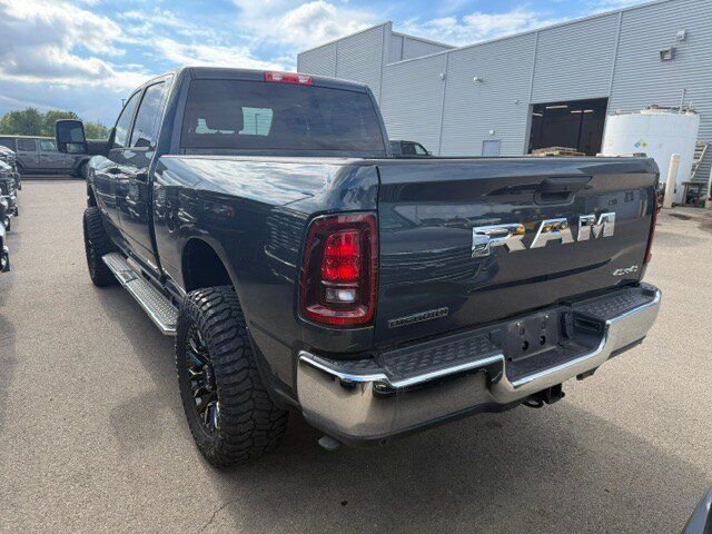 Used 2026 RAM 2500 Big Horn AWD/4WD image 6