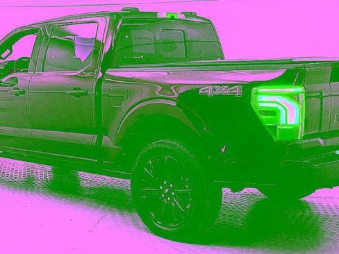 Certified 2025 Ford F150 Platinum w/ Equipment Group 702A High AWD/4WD image 4