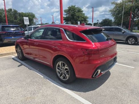 Used 2025 Genesis GV70 2.5T AWD/4WD image 3