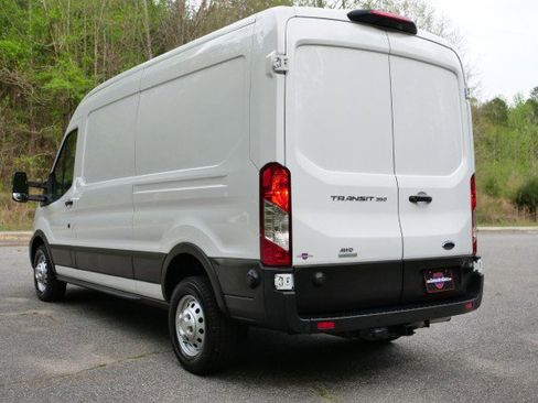 Used 2024 Ford Transit 350 148 Medium Roof AWD image 21