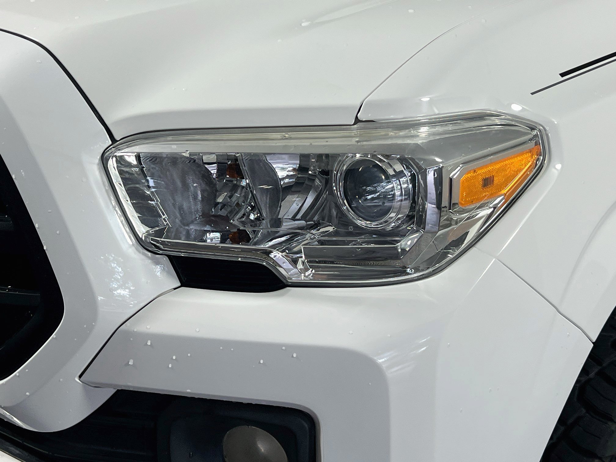 Used 2019 Toyota Tacoma SR w/ SR Convenience Package AWD/4WD image 11