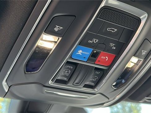 New 2025 Jeep Grand Cherokee L Laredo w/ Luxury Tech Group I image 21