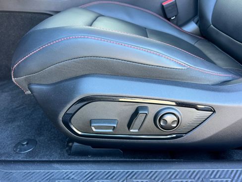 Used 2024 Dodge Charger R/T w/ Plus Group image 14