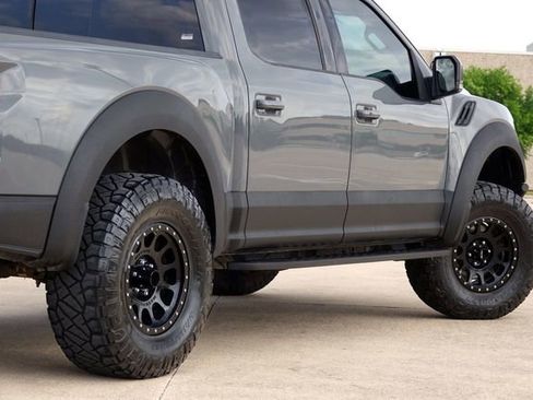 Used 2018 Ford F150 Raptor w/ Equipment Group 802A Luxury image 25