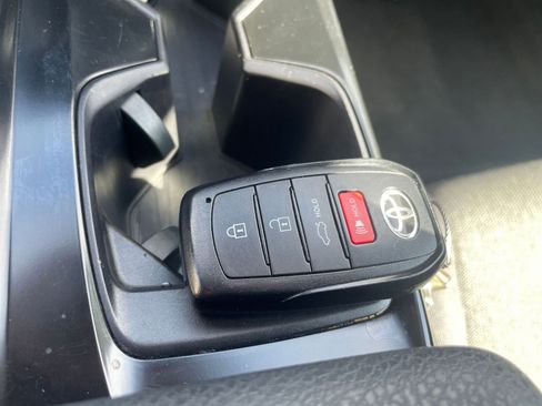 Used 2025 Toyota Camry LE image 22