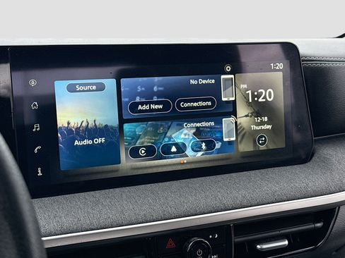 Certified 2025 Nissan Kicks SV image 9