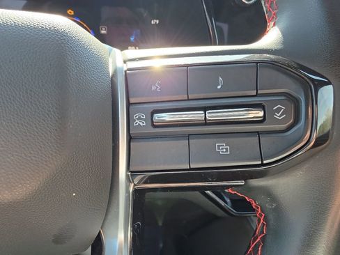 Certified 2024 Chevrolet Colorado Z71 w/ Advanced Trailering Package AWD/4WD image 14