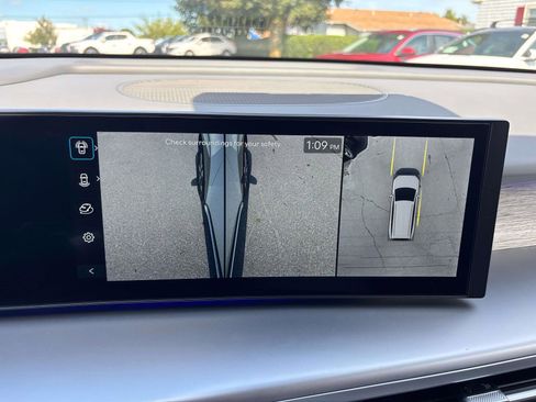 New 2026 Hyundai Ioniq 9 SEL image 14