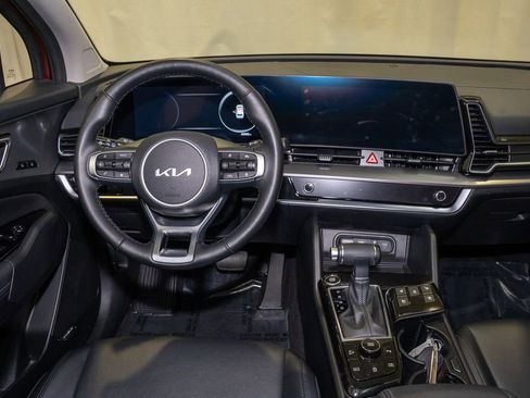 Certified 2025 Kia Sportage SX image 7
