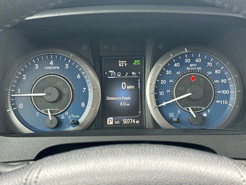 Certified 2018 Toyota Sienna XLE w/ XLE Navigation Package FWD image 31