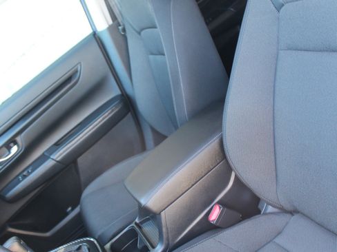 Used 2025 Honda CR-V EX image 16