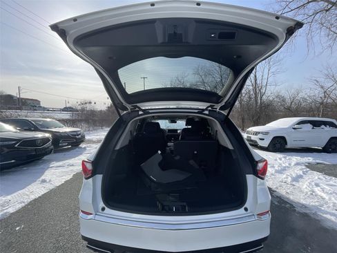 Used 2022 Acura MDX SH-AWD image 24