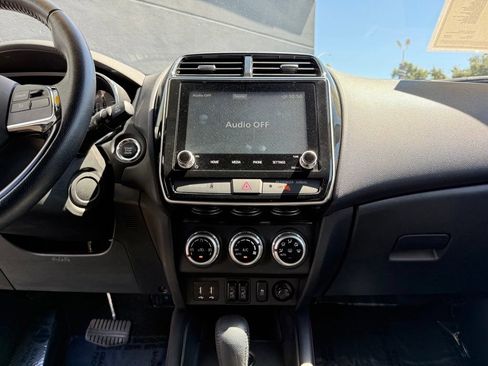 Used 2024 Mitsubishi Outlander Sport SE AWD/4WD image 24