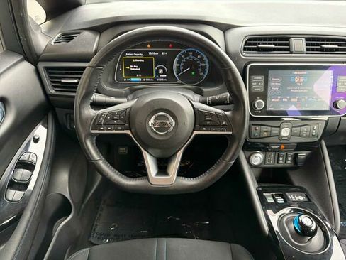 Used 2021 Nissan Leaf SV image 18