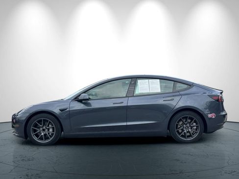 Used 2023 Tesla Model 3 Standard Range image 7
