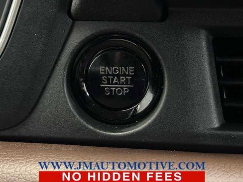 Used 2024 Honda Pilot Elite image 50