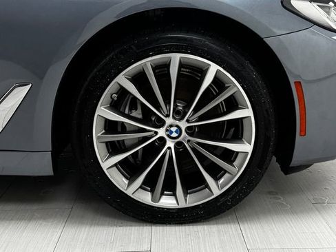 Used 2022 BMW 540i xDrive w/ Premium Package image 43